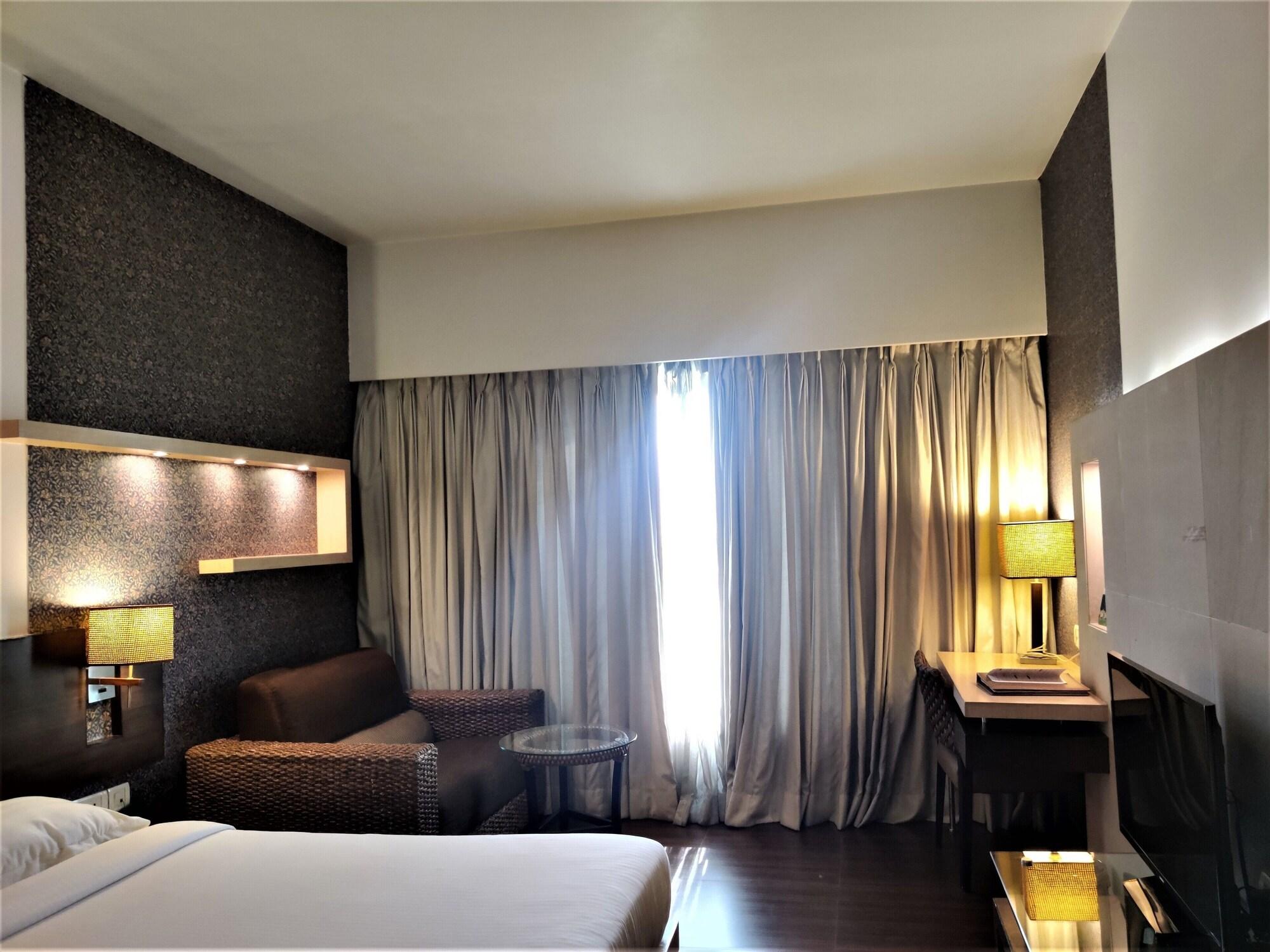 Hotel Satkar Residency Thane Extérieur photo