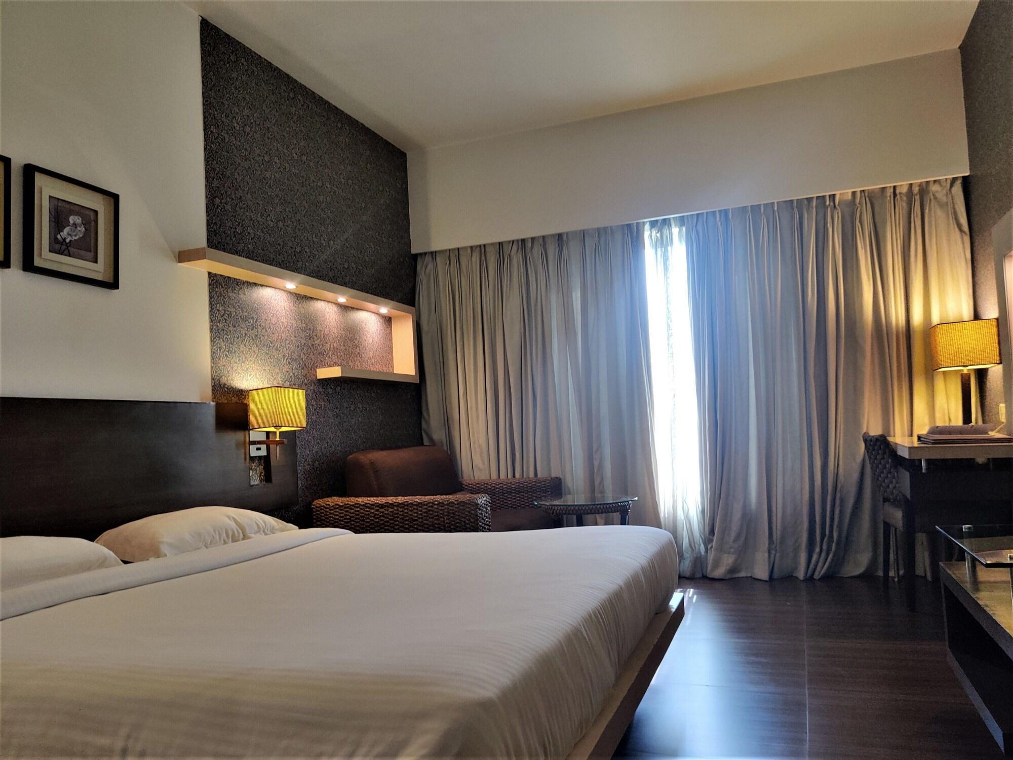 Hotel Satkar Residency Thane Extérieur photo