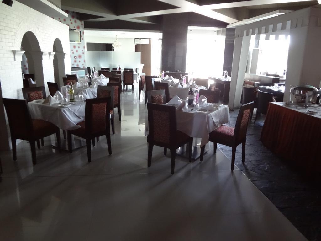 Hotel Satkar Residency Thane Extérieur photo
