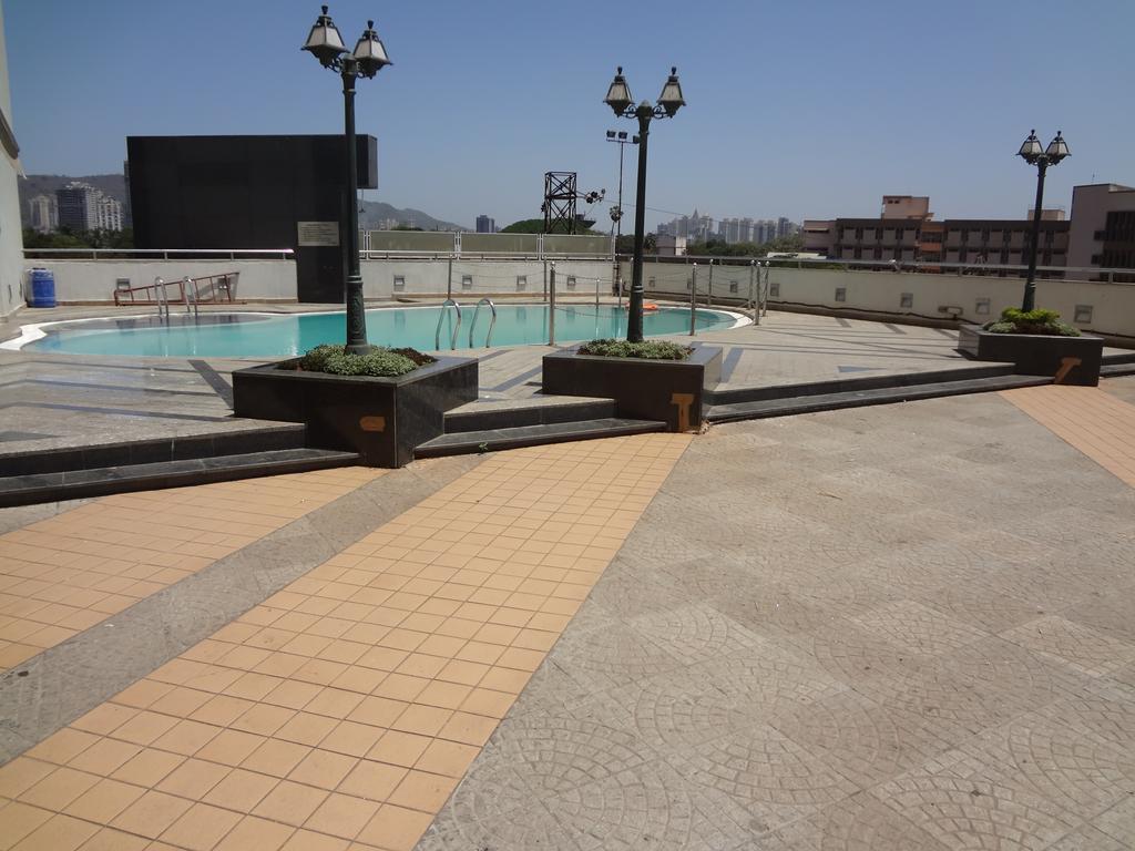 Hotel Satkar Residency Thane Extérieur photo