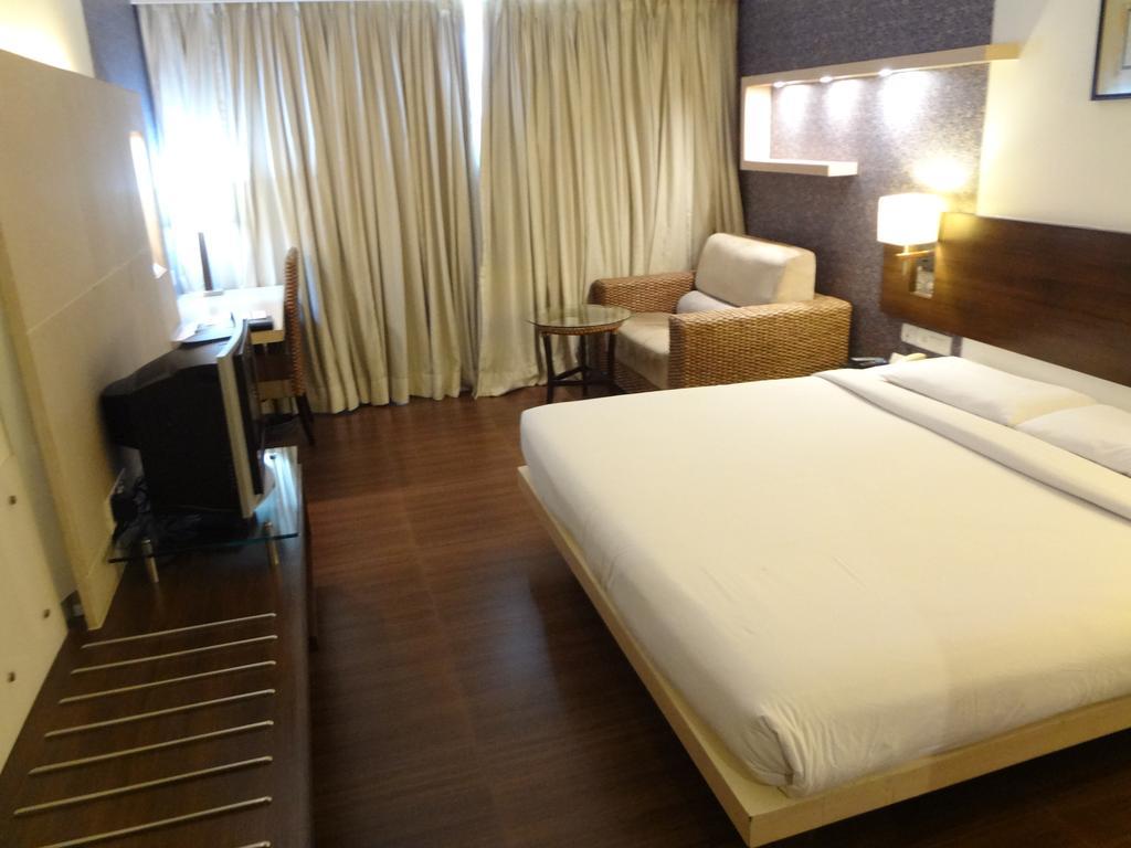 Hotel Satkar Residency Thane Extérieur photo